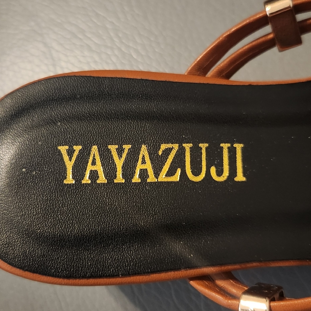Sandals - Picture 2 of 5